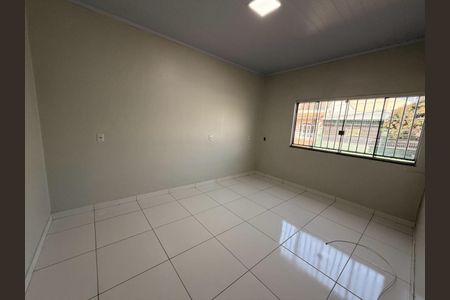 Casa para alugar com 60m², 2 quartos e 1 vaga Casa para alugar com 60m², 2 quartos e 1 vagaQuarto 02