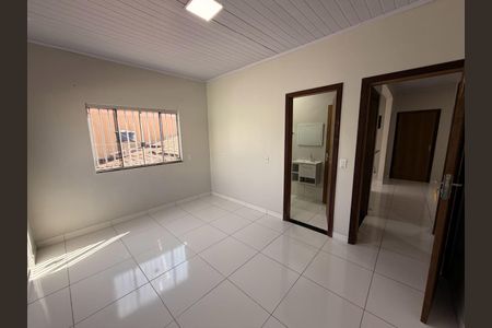 Casa para alugar com 60m², 2 quartos e 1 vaga Casa para alugar com 60m², 2 quartos e 1 vagaQuarto 01