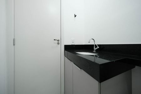 Apartamento para alugar com 38m², 2 quartos e sem vagaBanheiro