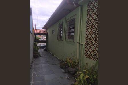 Casa à venda com 189m², 4 quartos e 2 vagasCORREDOR EXTERNO