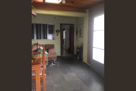 SALA de casa à venda com 4 quartos, 189m² em Vila Osasco, Osasco