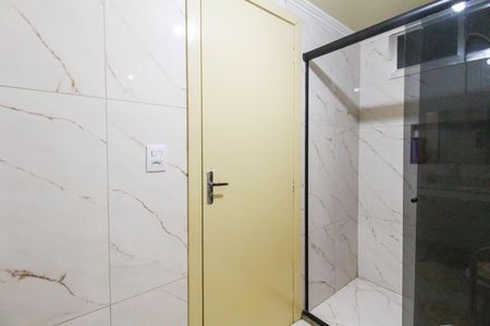 Apartamento à venda com 77m², 2 quartos e sem vaga