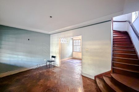Sala de casa à venda com 3 quartos, 240m² em Vila Mariana, São Paulo
