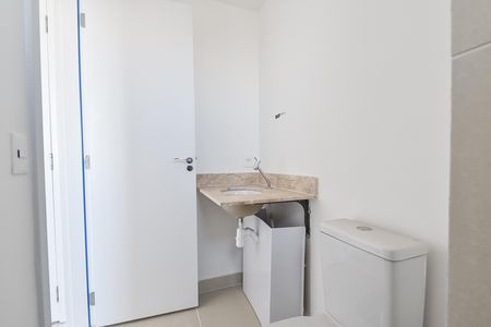 Apartamento à venda com 72m², 2 quartos e 1 vagaBanheiro da suíte 1