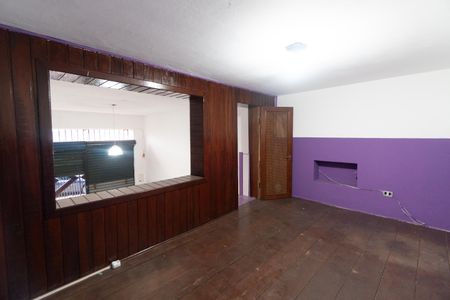 Casa à venda com 420m², 3 quartos e 4 vagasSalão - Mezanino