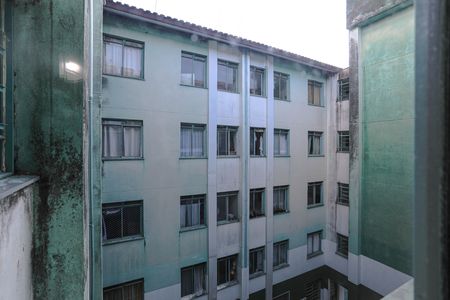 Apartamento para alugar com 44m², 2 quartos e 1 vagaVista - Sala