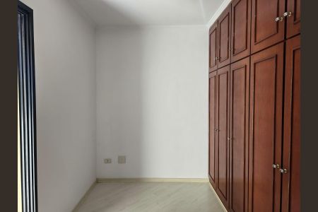 Apartamento à venda com 64m², 2 quartos e 1 vagaQuarto 01 acesso a varanda da Sala 