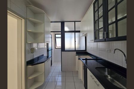 Apartamento à venda com 64m², 2 quartos e 1 vagaCozinha 
