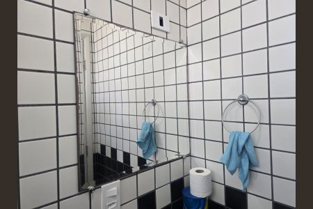 Apartamento à venda com 64m², 2 quartos e 1 vagaBanheiro Social