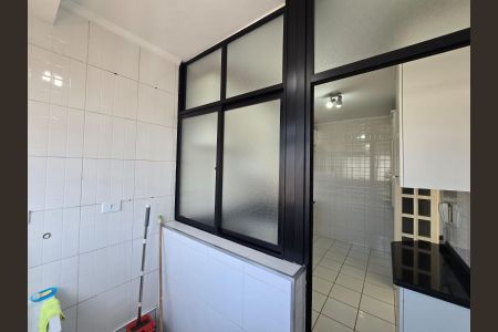 Apartamento à venda com 64m², 2 quartos e 1 vagaÁrea de Serviço