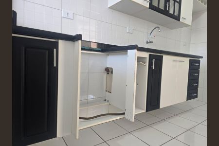 Apartamento à venda com 64m², 2 quartos e 1 vagaCozinha 