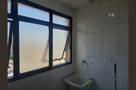 Apartamento à venda com 64m², 2 quartos e 1 vagaÁrea de Serviço