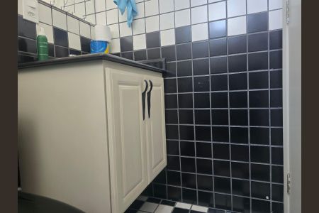 Apartamento à venda com 64m², 2 quartos e 1 vagaBanheiro Social