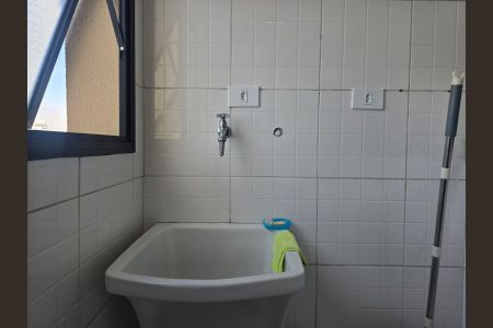 Apartamento à venda com 64m², 2 quartos e 1 vagaÁrea de Serviço
