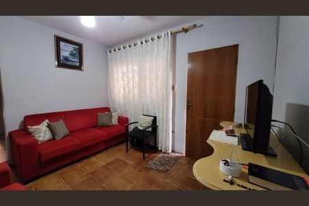 Sala de casa para alugar com 1 quarto, 70m² em Parque Santa Amélia, Itaquaquecetuba