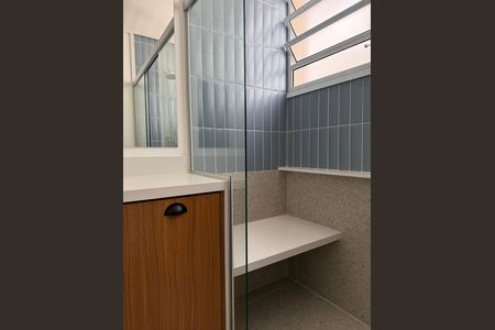Apartamento à venda com 177m², 4 quartos e 1 vaga Apartamento à venda com 177m², 4 quartos e 1 vagaBanheiro 2