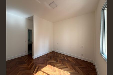 Apartamento à venda com 177m², 4 quartos e 1 vaga Apartamento à venda com 177m², 4 quartos e 1 vagasuite 3