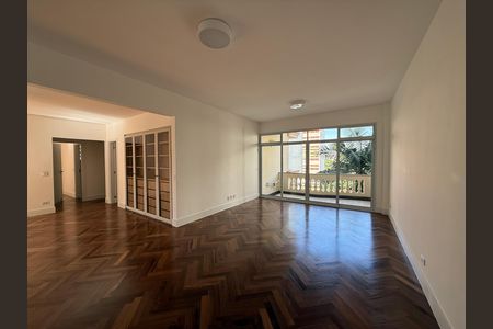 Apartamento à venda com 177m², 4 quartos e 1 vaga Apartamento à venda com 177m², 4 quartos e 1 vagaSala