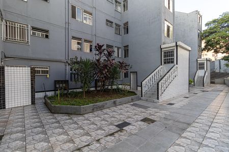 Apartamento à venda com 47m², 2 quartos e 1 vaga Apartamento à venda com 47m², 2 quartos e 1 vagaÁrea Comum