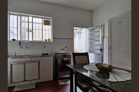 Cozinha de casa à venda com 3 quartos, 100m² em Vila Dom Pedro I, São Paulo
