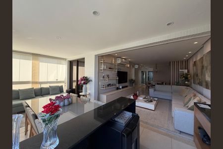 Sala - Varanda de apartamento à venda com 4 quartos, 160m² em Barra da Tijuca, Rio de Janeiro