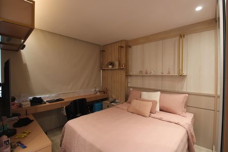 Apartamento à venda com 160m², 4 quartos e 2 vagasSuíte 2