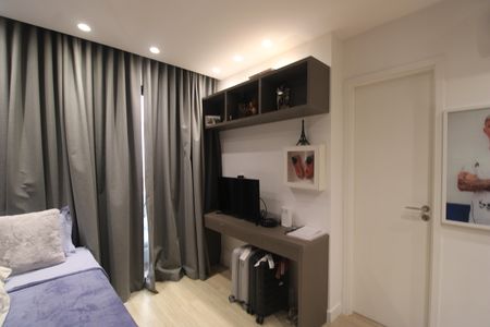 Apartamento à venda com 160m², 4 quartos e 2 vagasSuíte 1