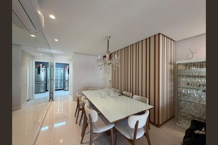 Sala de apartamento à venda com 4 quartos, 160m² em Barra da Tijuca, Rio de Janeiro