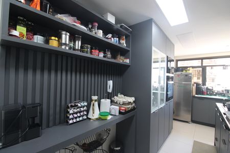 Apartamento à venda com 160m², 4 quartos e 2 vagasCozinha