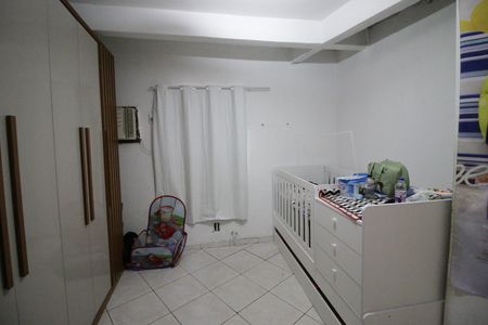 Quarto 1 de casa para alugar com 2 quartos, 120m² em Cidade de Deus, Rio de Janeiro