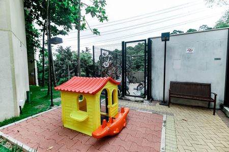 Apartamento para alugar com 41m², 2 quartos e sem vaga Apartamento para alugar com 41m², 2 quartos e sem vagaÁrea comum - Playground