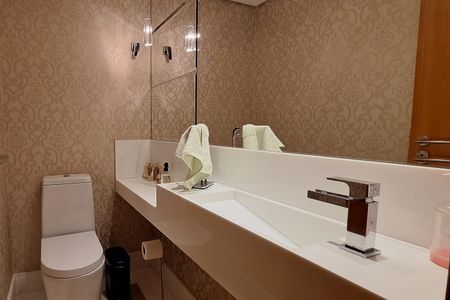 Apartamento à venda com 177m², 3 quartos e 3 vagas Apartamento à venda com 177m², 3 quartos e 3 vagasLavabo