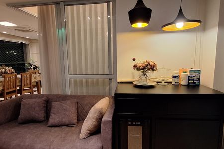 Apartamento à venda com 177m², 3 quartos e 3 vagas Apartamento à venda com 177m², 3 quartos e 3 vagasÁrea gourmet