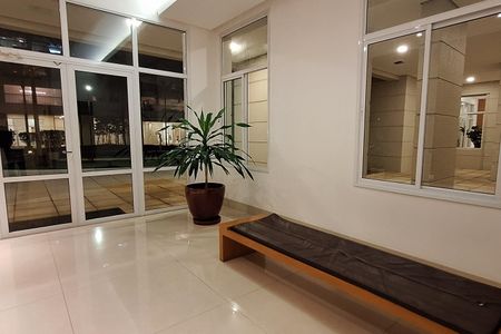 Apartamento à venda com 177m², 3 quartos e 3 vagas Apartamento à venda com 177m², 3 quartos e 3 vagasHall de entrada