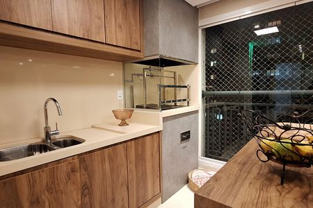 Apartamento à venda com 177m², 3 quartos e 3 vagas Apartamento à venda com 177m², 3 quartos e 3 vagasChurrasqueira