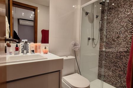 Apartamento à venda com 177m², 3 quartos e 3 vagas Apartamento à venda com 177m², 3 quartos e 3 vagasBanheiro da Suíte 3