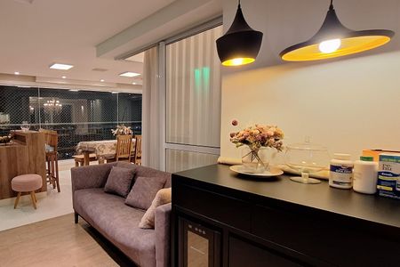Apartamento à venda com 177m², 3 quartos e 3 vagas Apartamento à venda com 177m², 3 quartos e 3 vagasÁrea gourmet