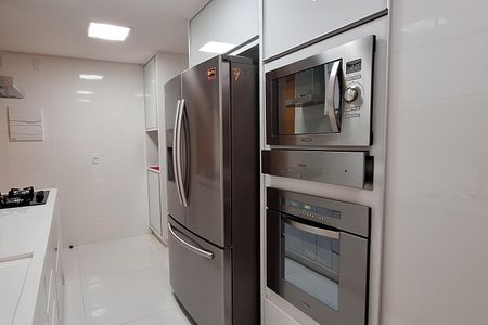 Apartamento à venda com 177m², 3 quartos e 3 vagas Apartamento à venda com 177m², 3 quartos e 3 vagasCozinha