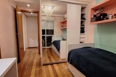 Apartamento à venda com 177m², 3 quartos e 3 vagas Apartamento à venda com 177m², 3 quartos e 3 vagasSuíte 2