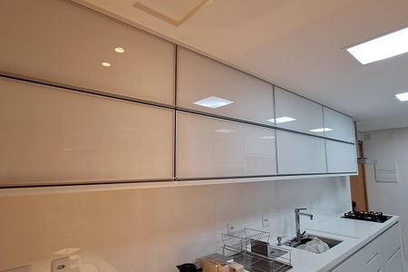 Apartamento à venda com 177m², 3 quartos e 3 vagas Apartamento à venda com 177m², 3 quartos e 3 vagasCozinha
