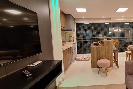 Apartamento à venda com 177m², 3 quartos e 3 vagas Apartamento à venda com 177m², 3 quartos e 3 vagasÁrea gourmet