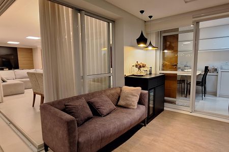 Apartamento à venda com 177m², 3 quartos e 3 vagas Apartamento à venda com 177m², 3 quartos e 3 vagasÁrea gourmet