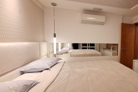 Apartamento à venda com 177m², 3 quartos e 3 vagas Apartamento à venda com 177m², 3 quartos e 3 vagasSuíte 1