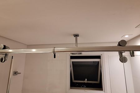 Apartamento à venda com 177m², 3 quartos e 3 vagas Apartamento à venda com 177m², 3 quartos e 3 vagasBanheiro da Suíte 1