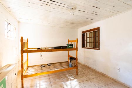 Casa à venda com 80m², 4 quartos e sem vaga