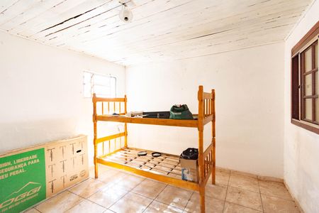 Casa à venda com 80m², 4 quartos e sem vaga