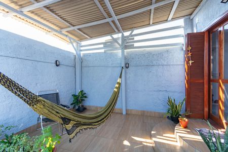 Casa à venda com 80m², 4 quartos e sem vaga