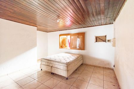 Casa à venda com 80m², 4 quartos e sem vaga