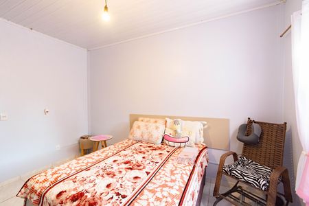 Casa à venda com 80m², 4 quartos e sem vaga