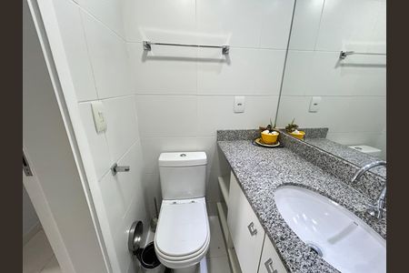 Apartamento à venda com 147m², 4 quartos e 2 vagasBanheiro Social